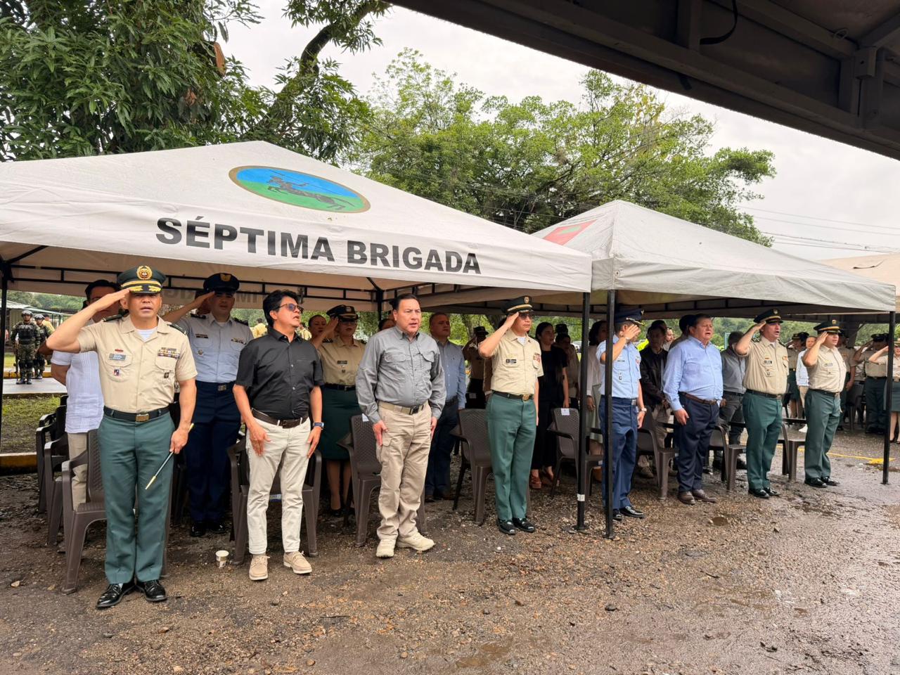 personal de las fuerzas y de JPMP en la inauguración de la sede judicial