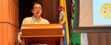 director de la JPMP pronunciando discurso
