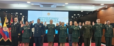 funcionarios de la JPMP haciendo juramento de posesión