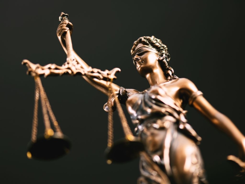 Fotos diosa de la justicia con la balanza