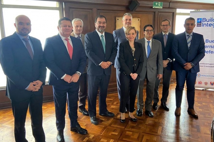 Director General de la Unidad Administrativa Especial de la Justicia Penal Militar y Policial presenta los logros y retos de la Jurisdicción Especial a delegados de la OTAN