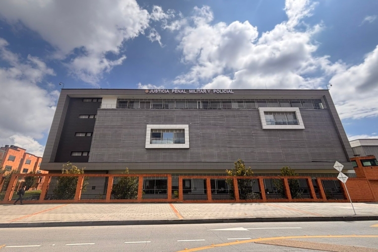 Foto fachada sede Bogotá