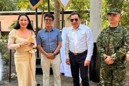 director con los invitados a la inauguración de la sede judicial