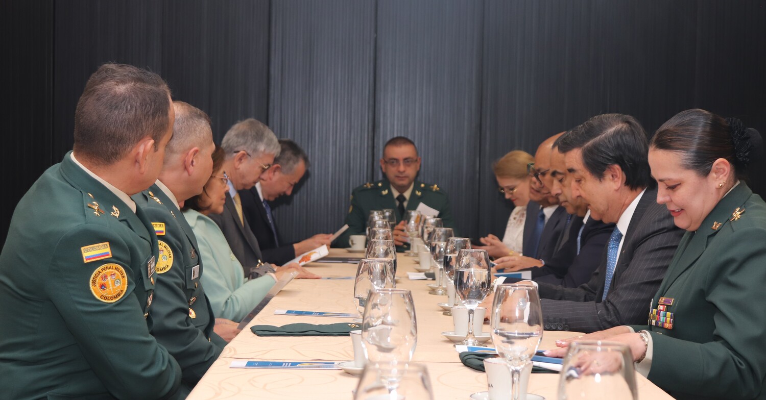 Desayuno de bienvenida a los Magistrados de la Sala de Casación Penal de la Corte Suprema de Justicia durante su visita al Palacio de la Justicia Penal Militar y Policial Desayuno de bienvenida a los Magistrados de la Sala de Casación Penal de la Corte Suprema de Justicia durante su visita al Palacio de la Justicia Penal Militar y Policial